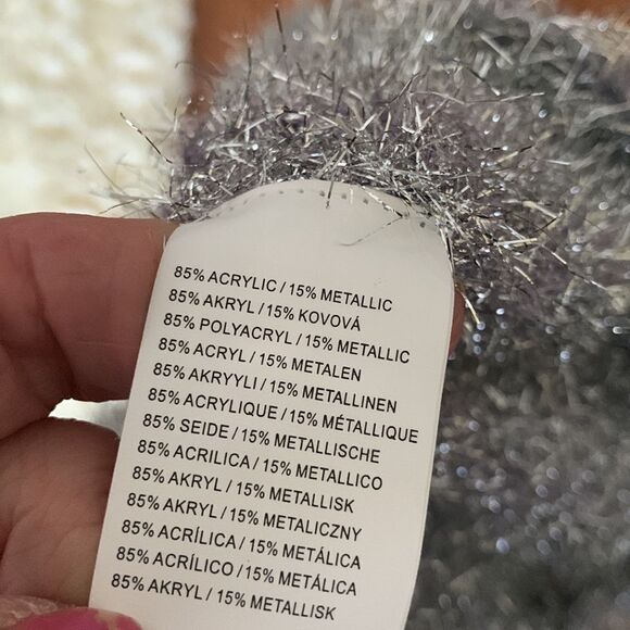 GLAMOROUS Size 4 SILVER TINSEL SWEATER - Picture 4 of 8